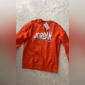 Air Jordan Men’s crewneck NWT